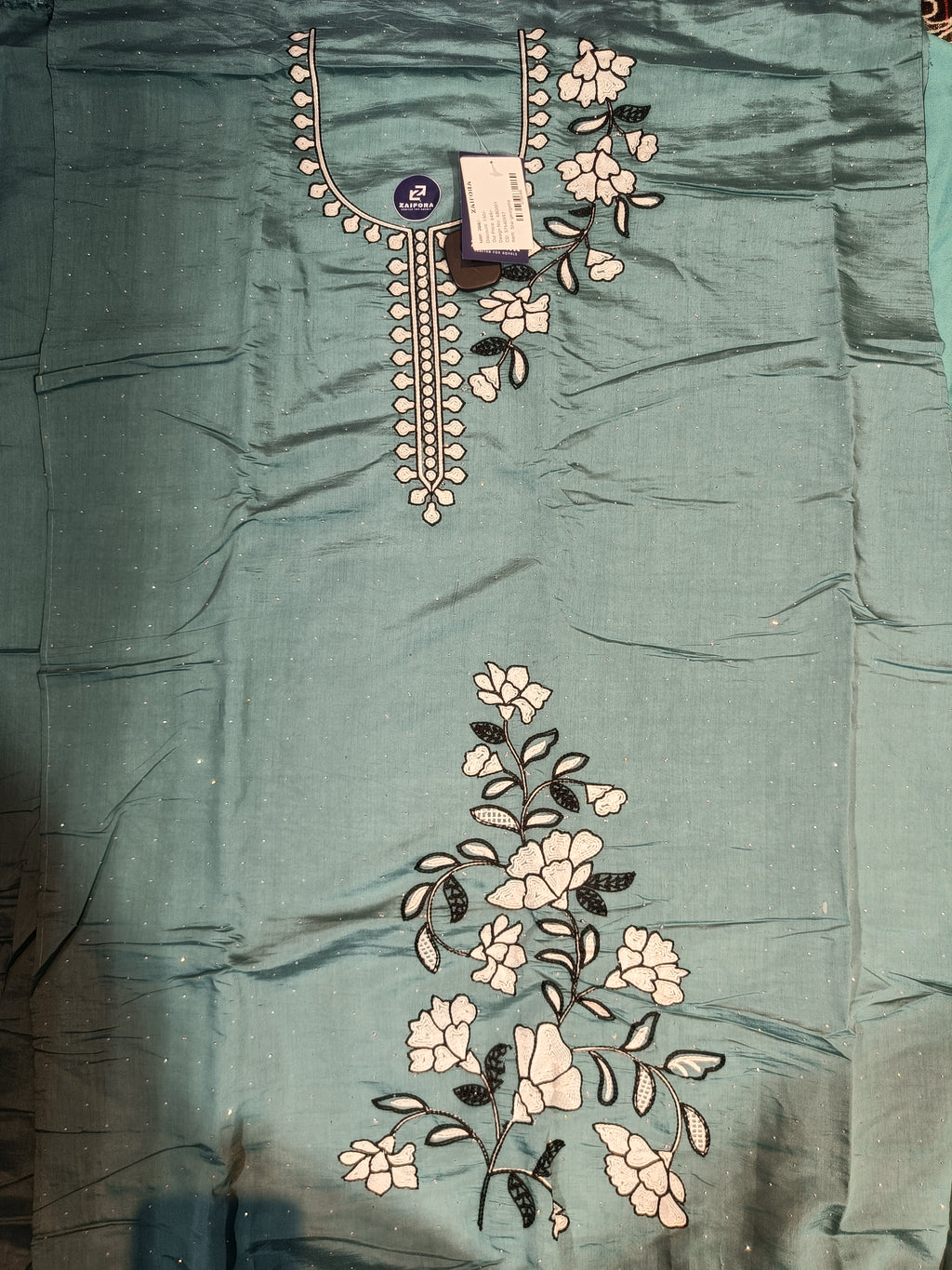 Roman Silk, premium looking Fancy suit.