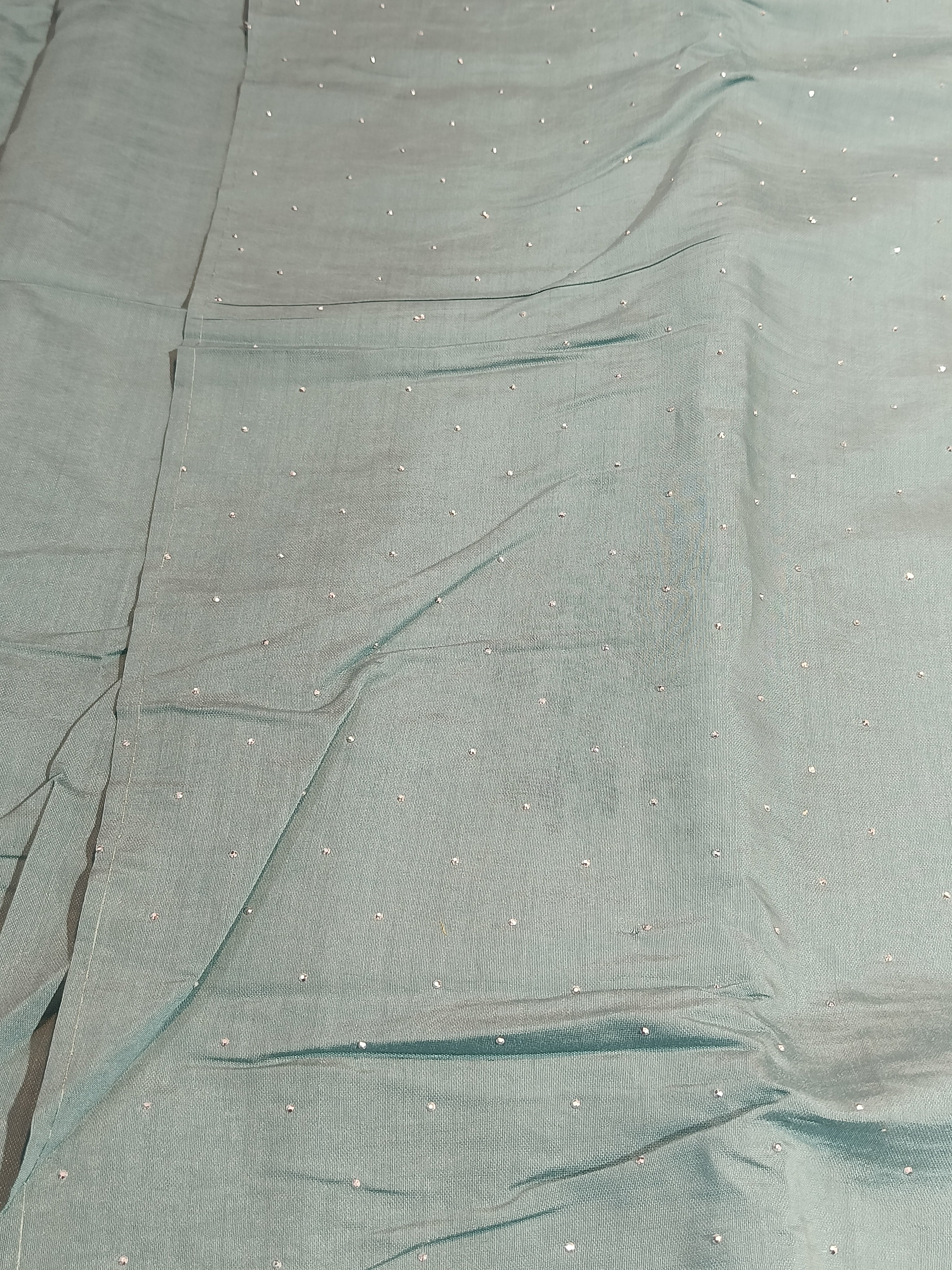 Roman Silk, premium looking Fancy suit.