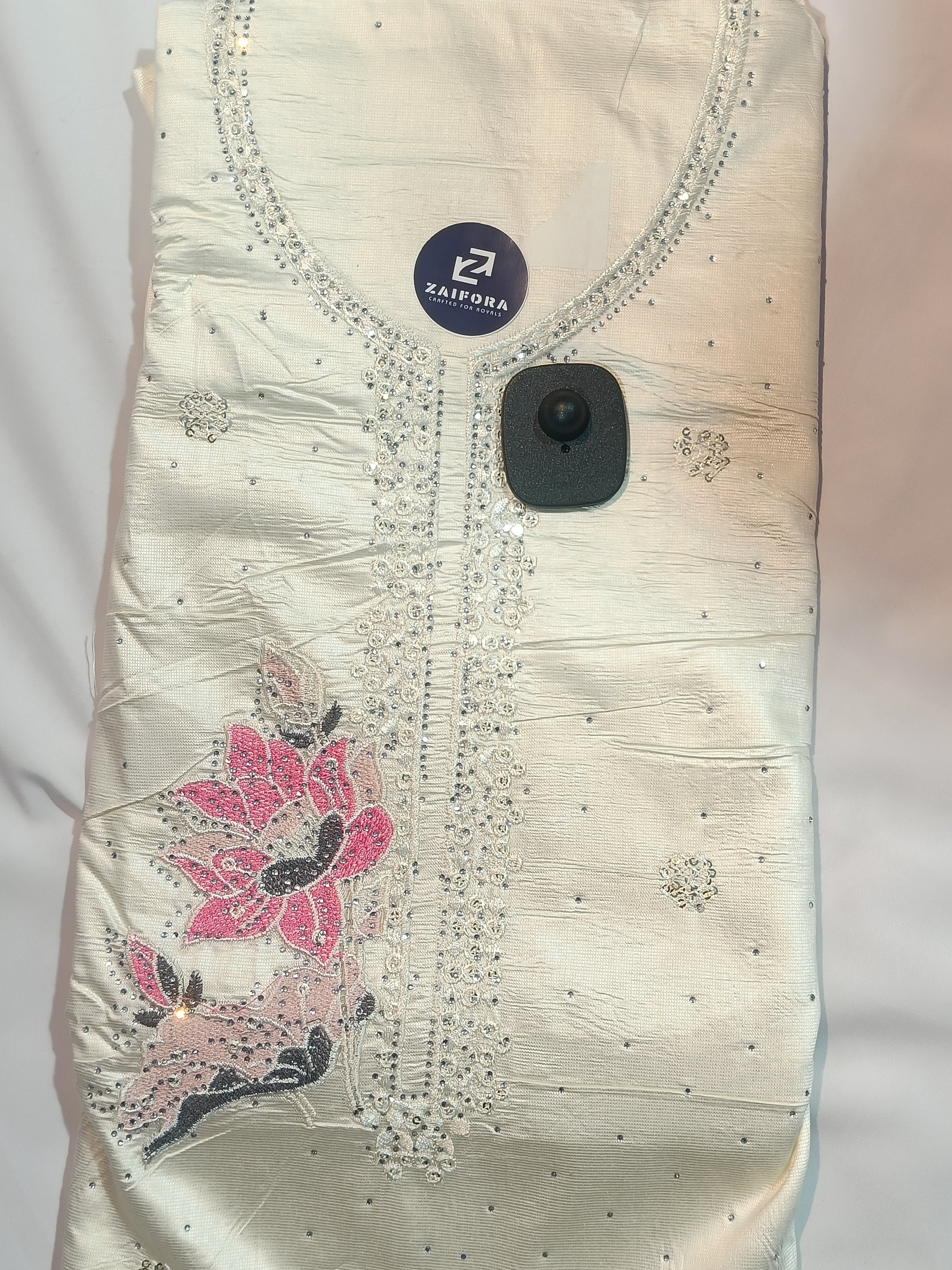 Roman silk fabric premium looks