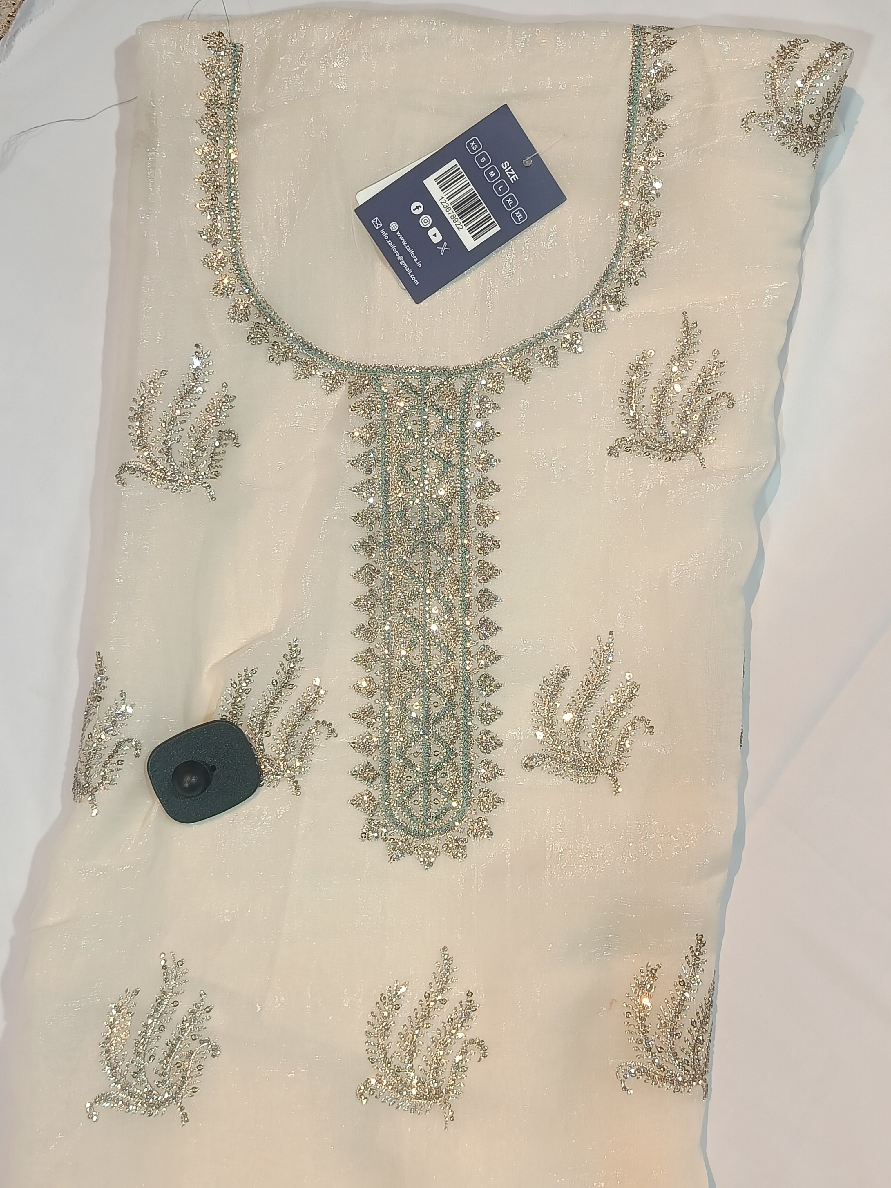 Fancy suit contrast colour in crunchy fabric